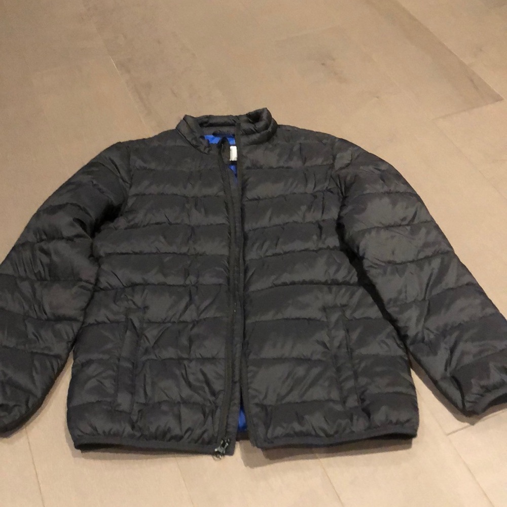 Boys XL puffer jacket (practically new!)